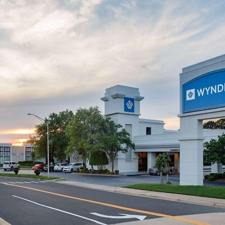 Wyndham Riverfront Hotel Little Rock Kültér fotó